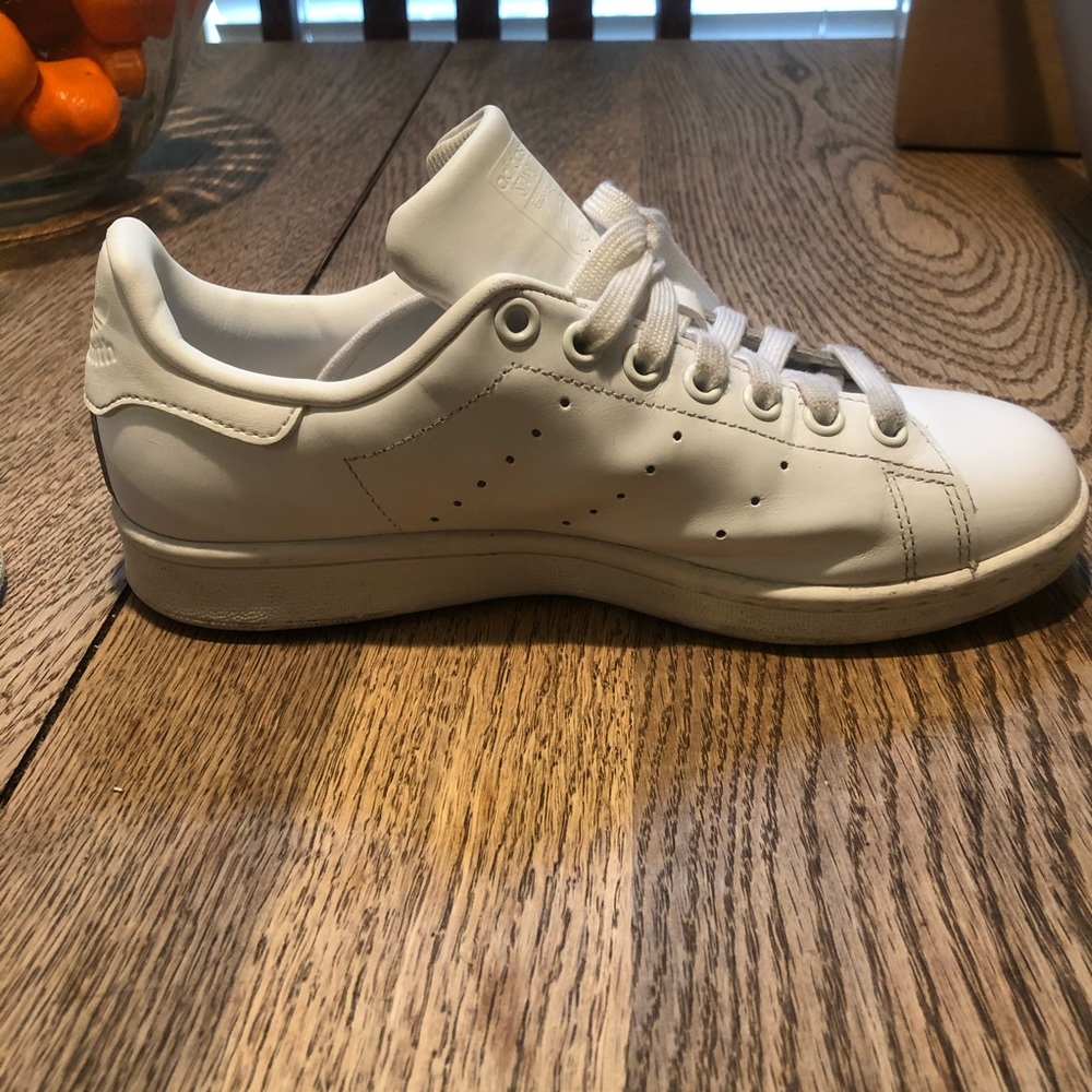All white stan smiths - Picture 3 of 6
